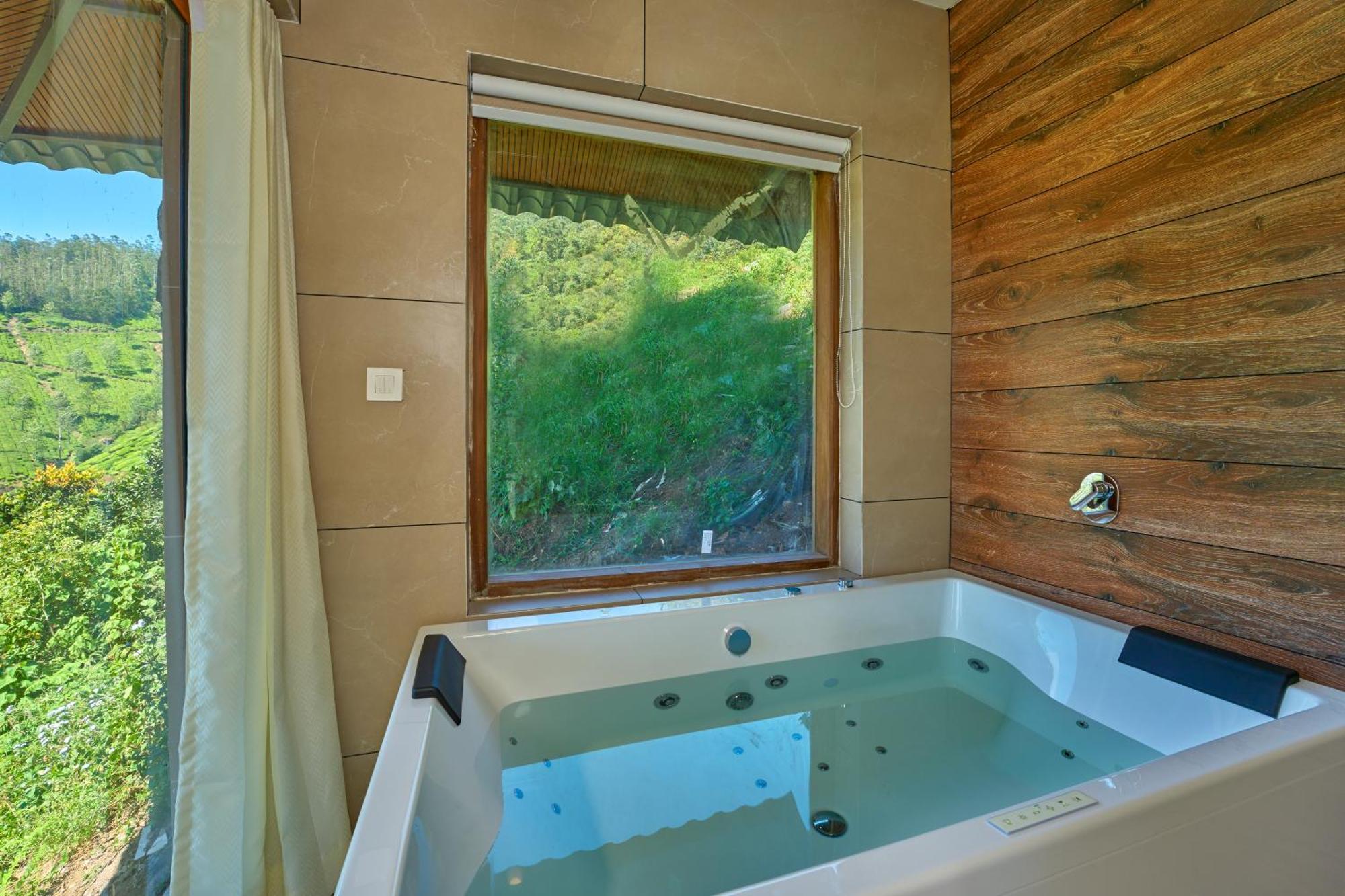 The Planet Munnar Hotel Suryanelli Exterior foto