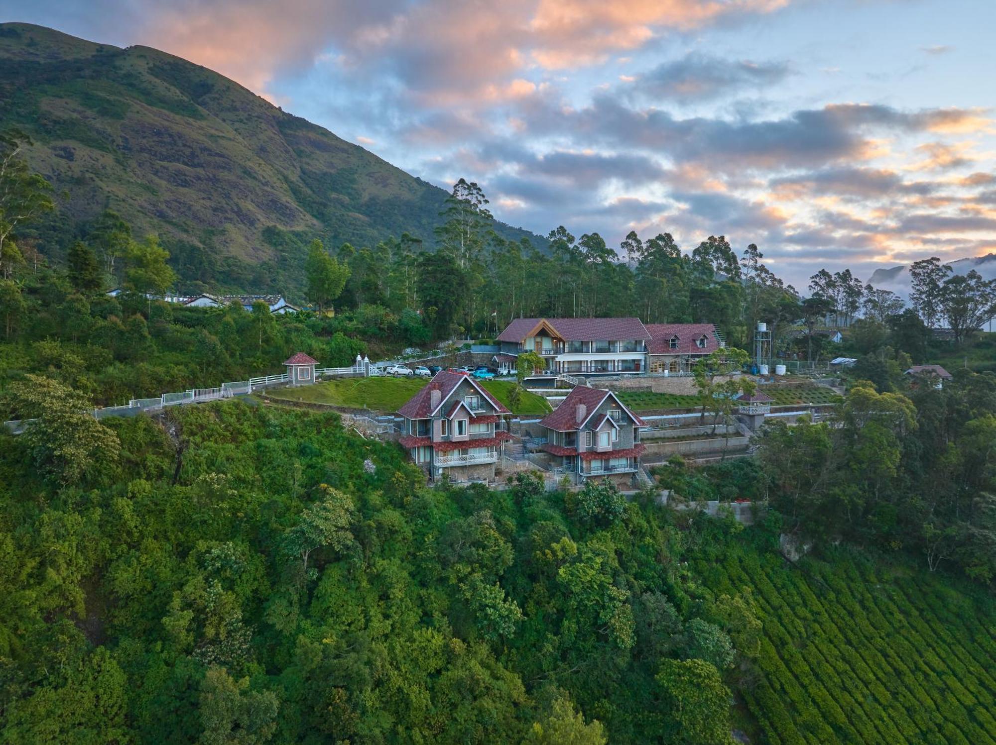 The Planet Munnar Hotel Suryanelli Exterior foto